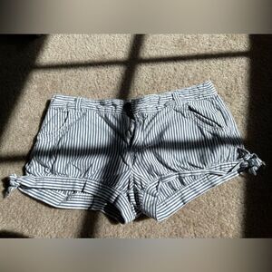 Aerie side tie boat shorts- sz8